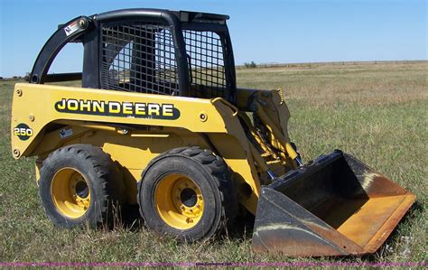 used john deere 250 skid steer|john deere 250 skid steer specs.